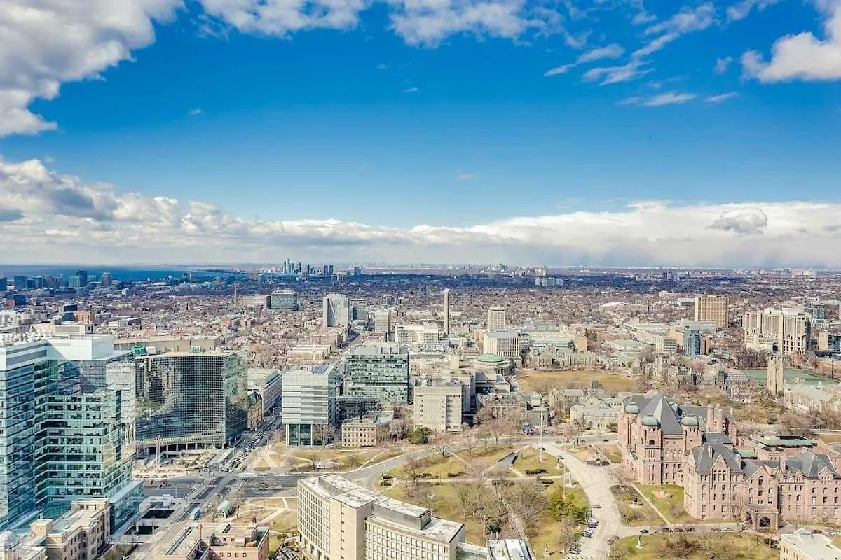 Great View High Rise In Central Toronto Homestay
