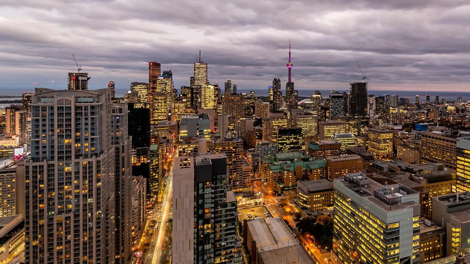 Homestay Great View High Rise In Central Toronto Canada